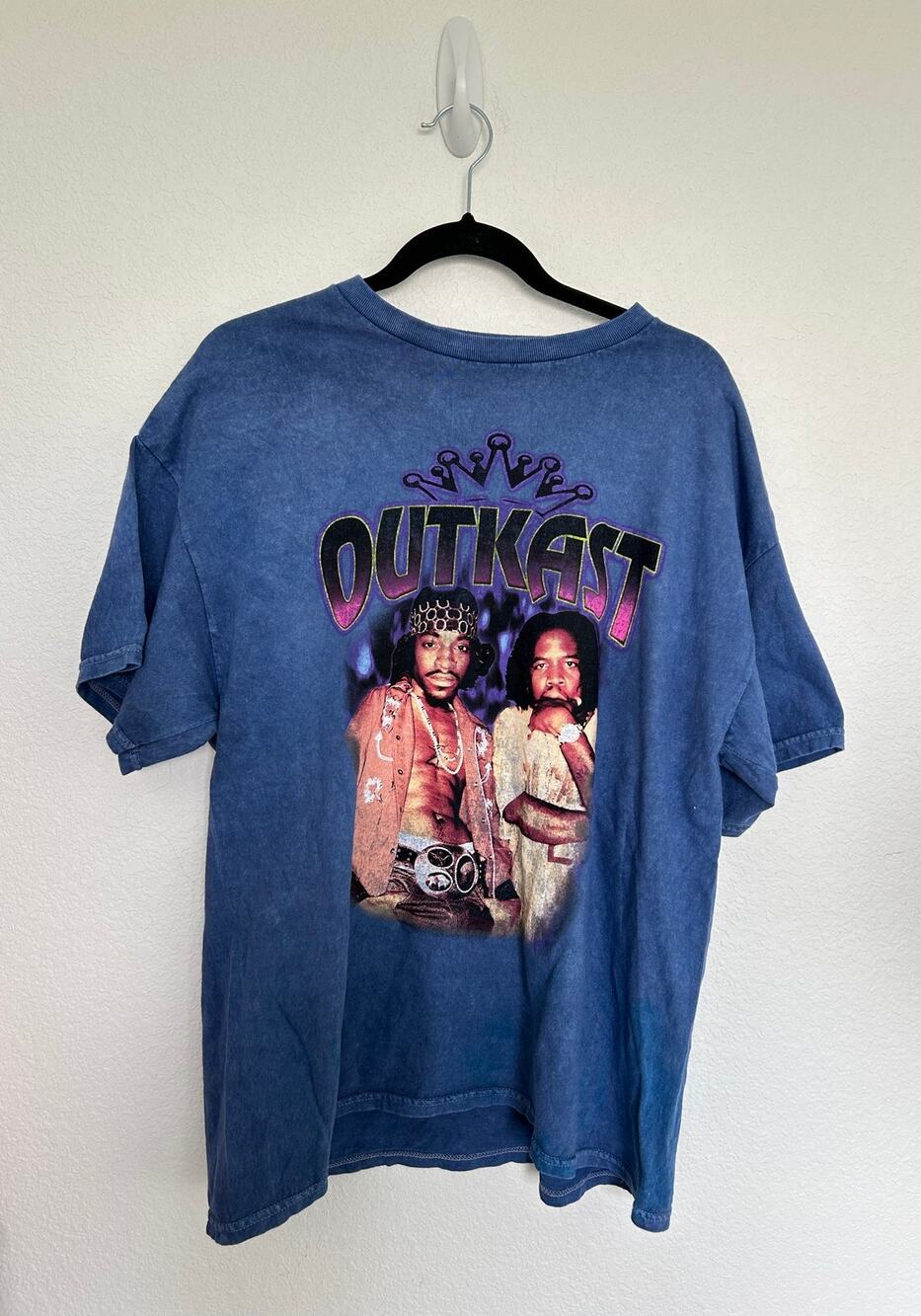 Outcast Vintage Style Oversized Tshirt - XL